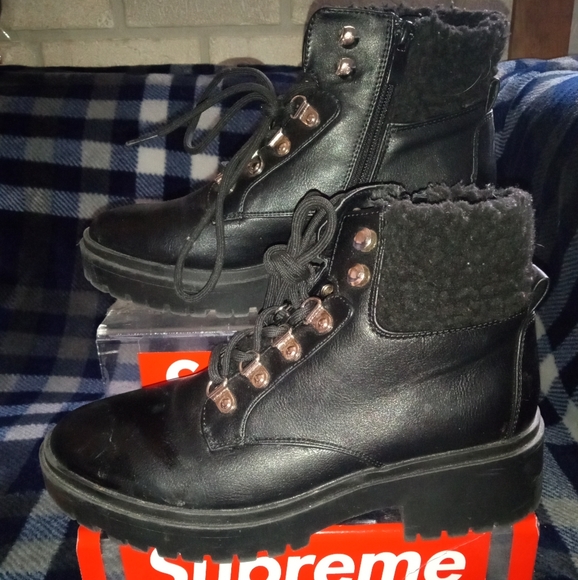 Top Moda Heeled Boots - Picture 3 of 10